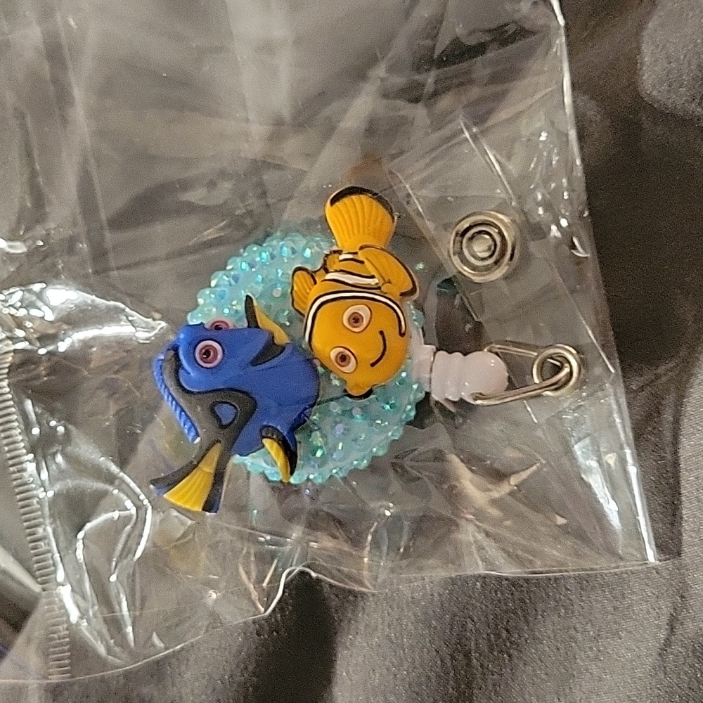 Badge reel